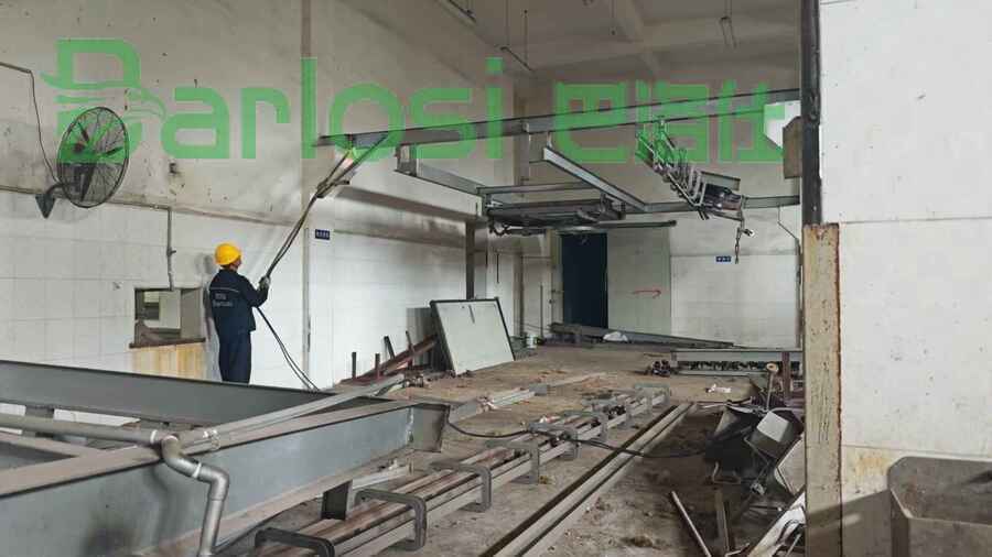 8.25检疫车间顶部桁架已全部落地 (3)-xZdt.jpg